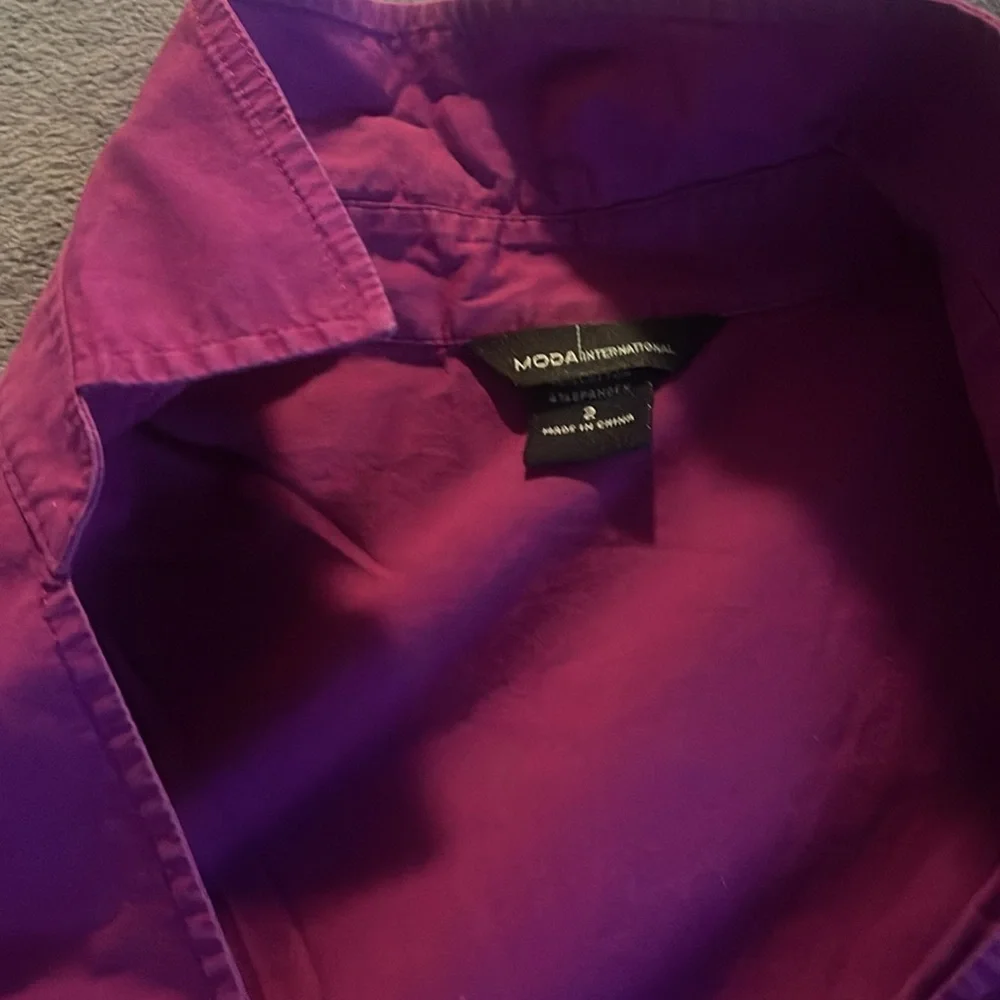 Small blouse - Picture 2 of 4